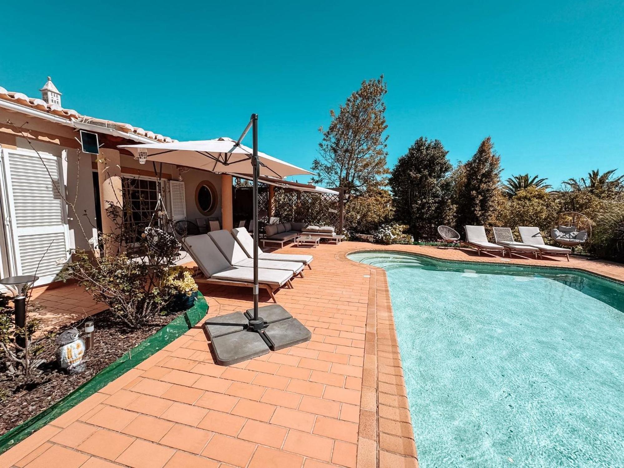 Villa Rubix Luz Екстериор снимка