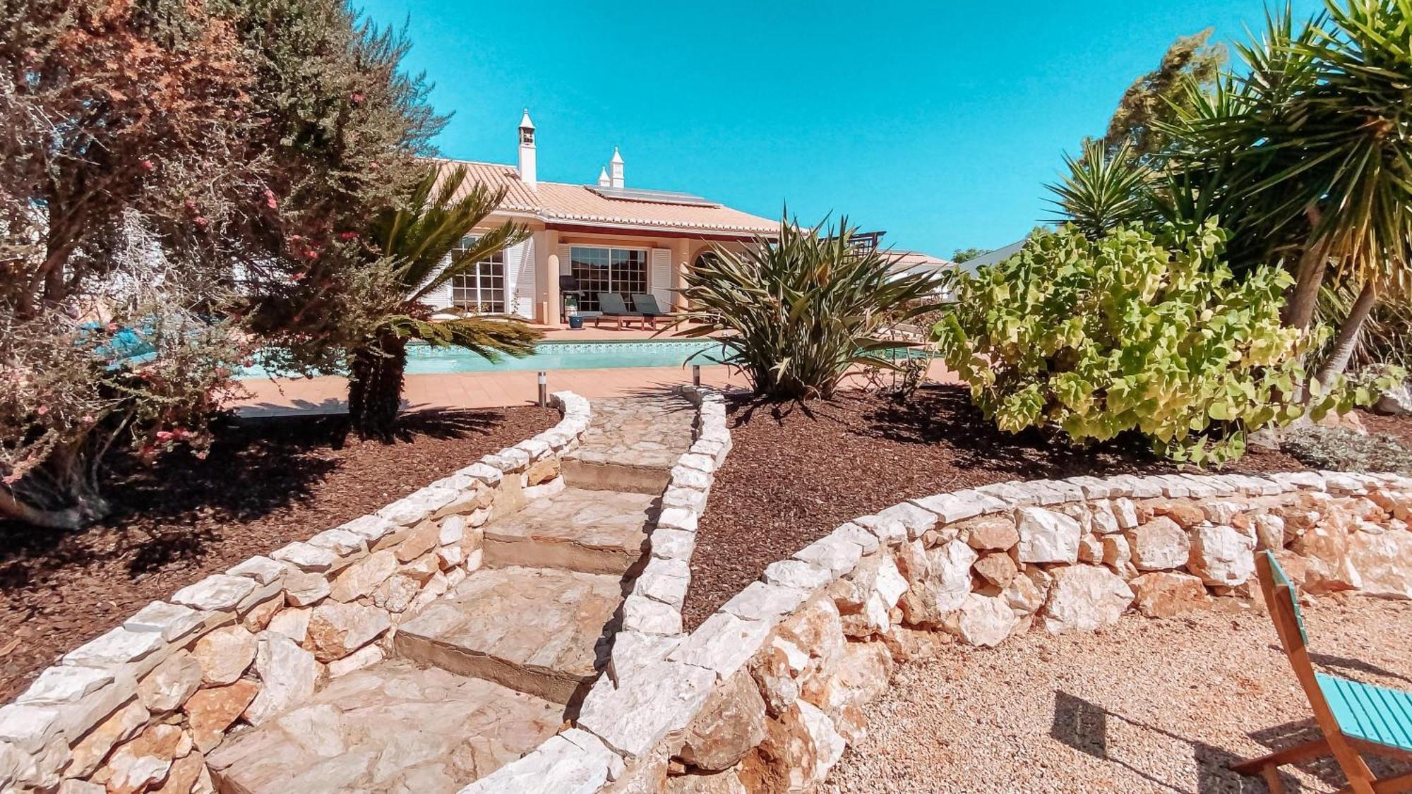 Villa Rubix Luz Екстериор снимка