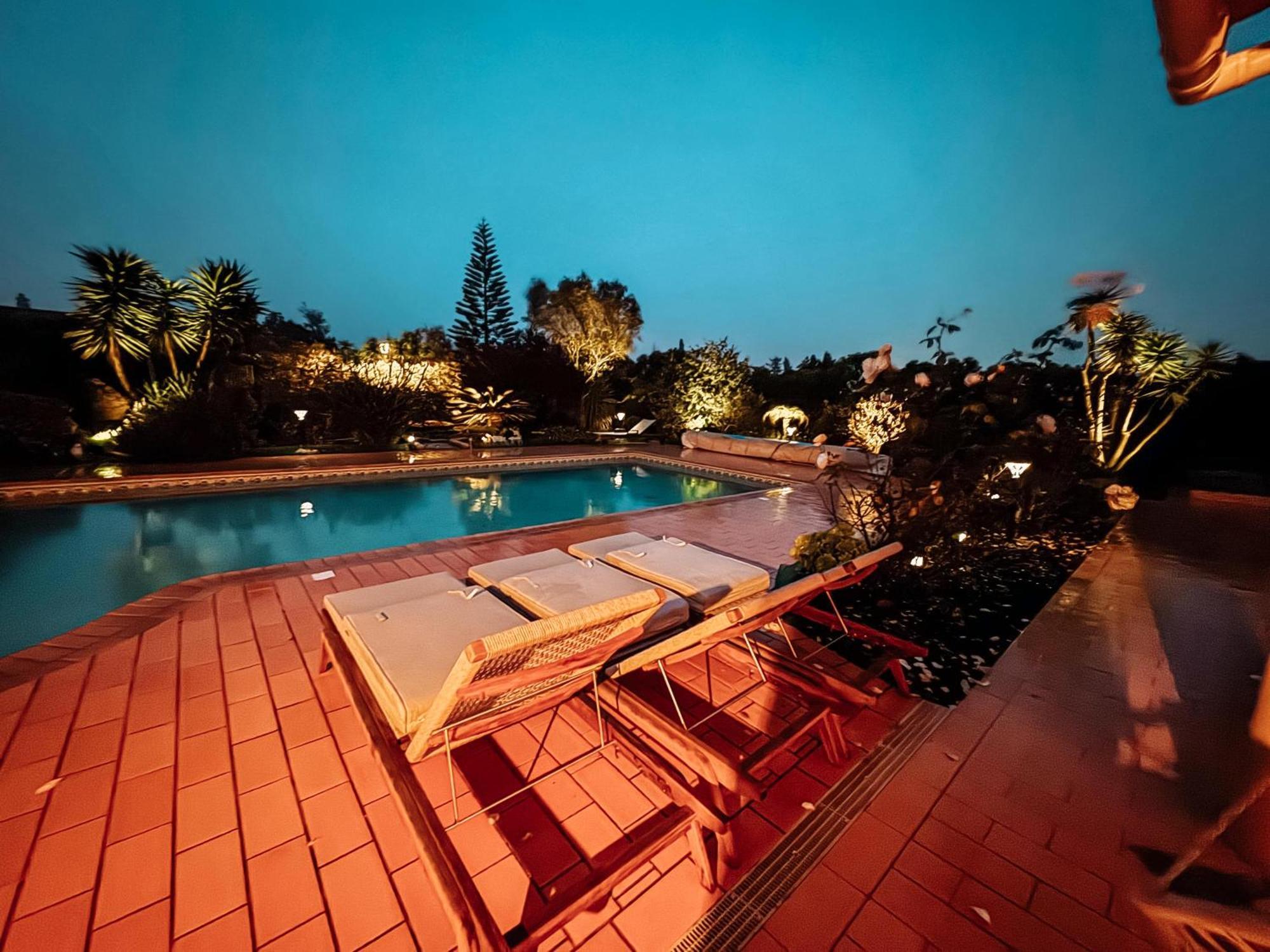 Villa Rubix Luz Екстериор снимка